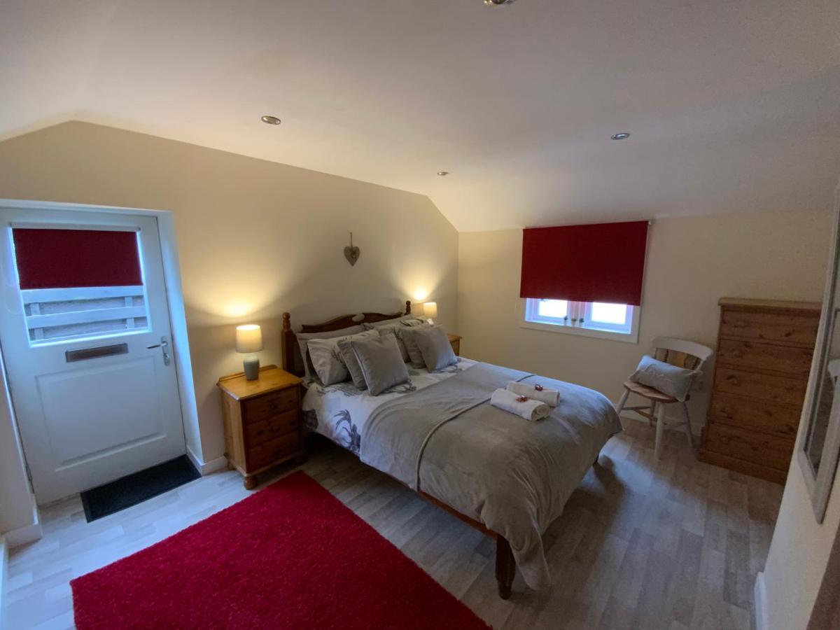 Deeside Snugs Apartments Kincardine O'Neil 外观 照片